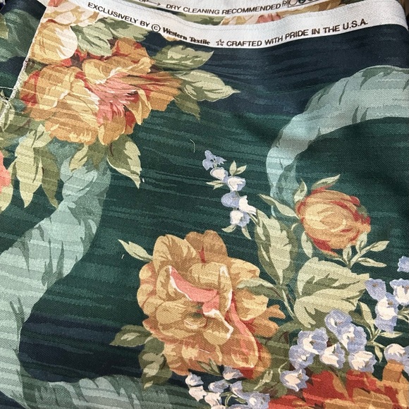 Vintage Fabric Green Pink Beige Botanical Floral Upholstery nature forest green - Picture 2 of 2